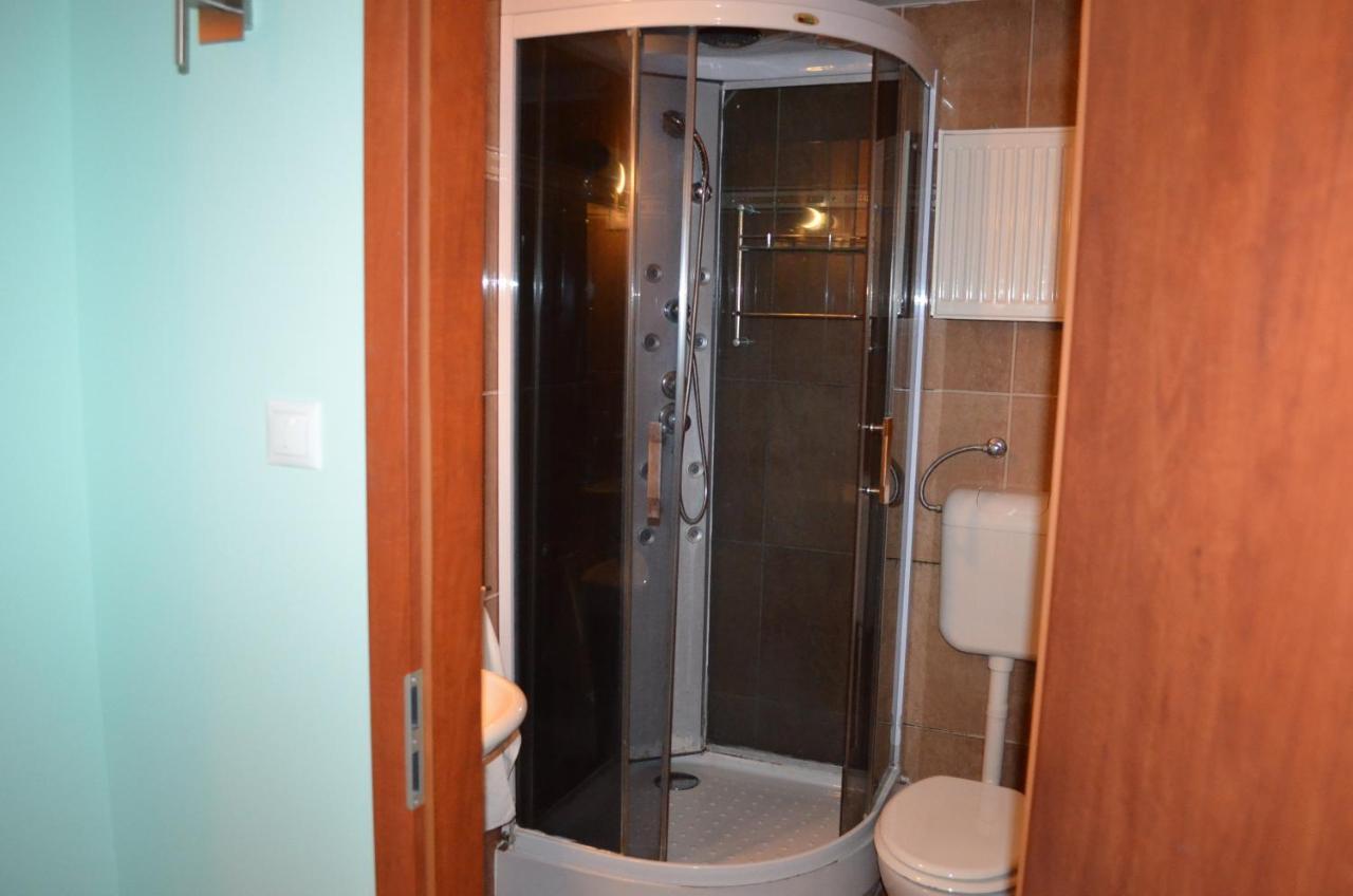 Holdfenyszallas Bed & Breakfast Сегед Екстериор снимка