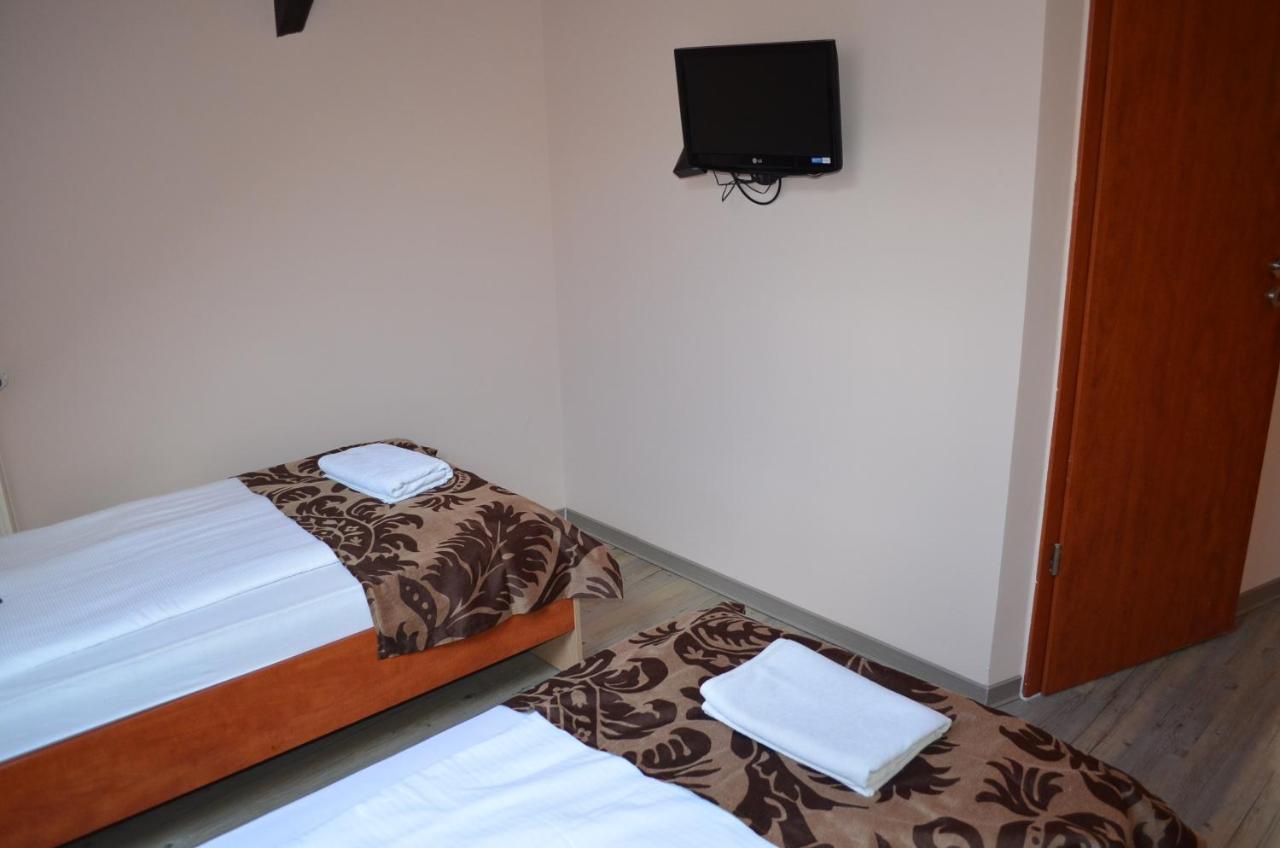 Holdfenyszallas Bed & Breakfast Сегед Екстериор снимка