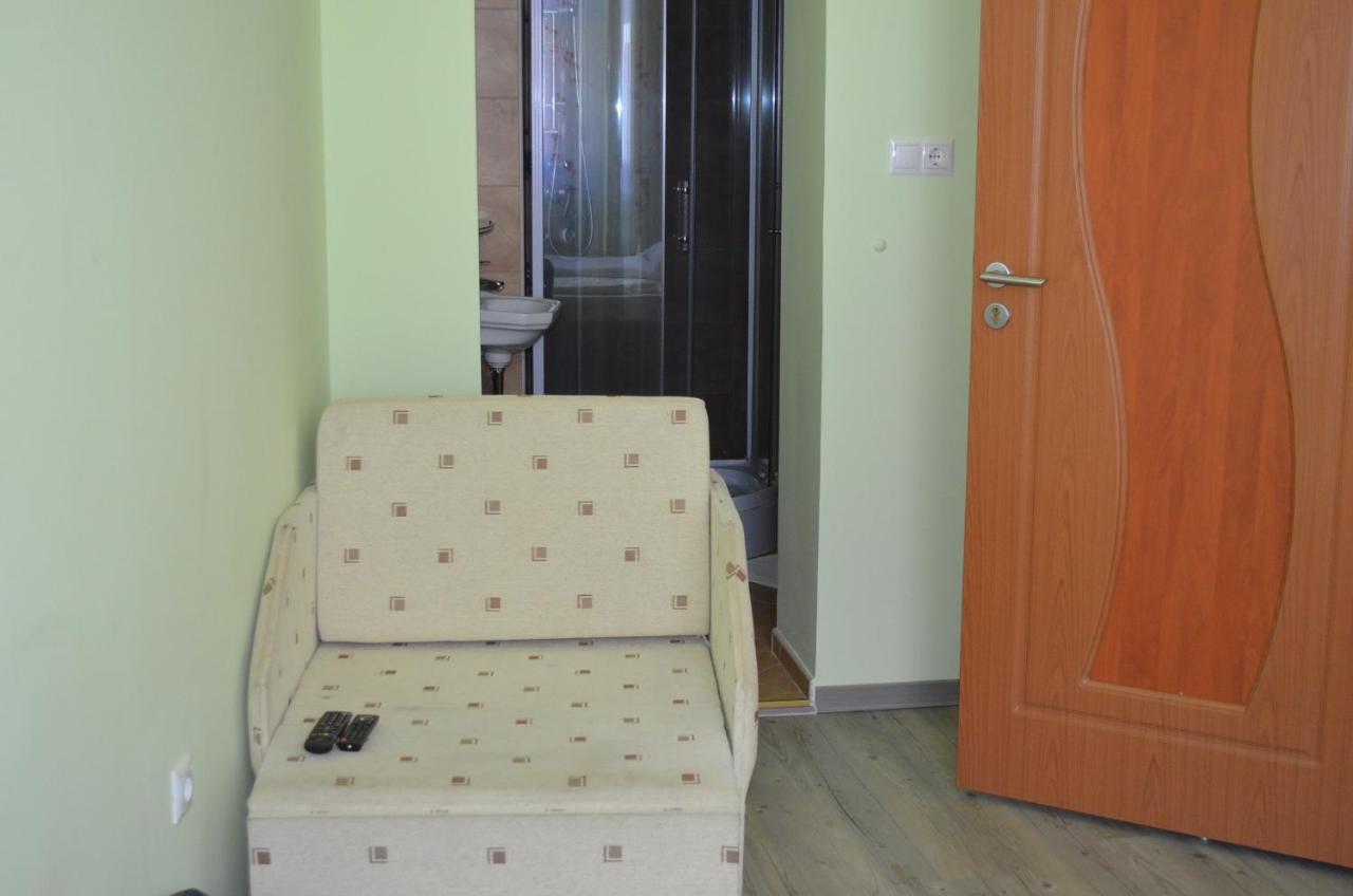 Holdfenyszallas Bed & Breakfast Сегед Екстериор снимка