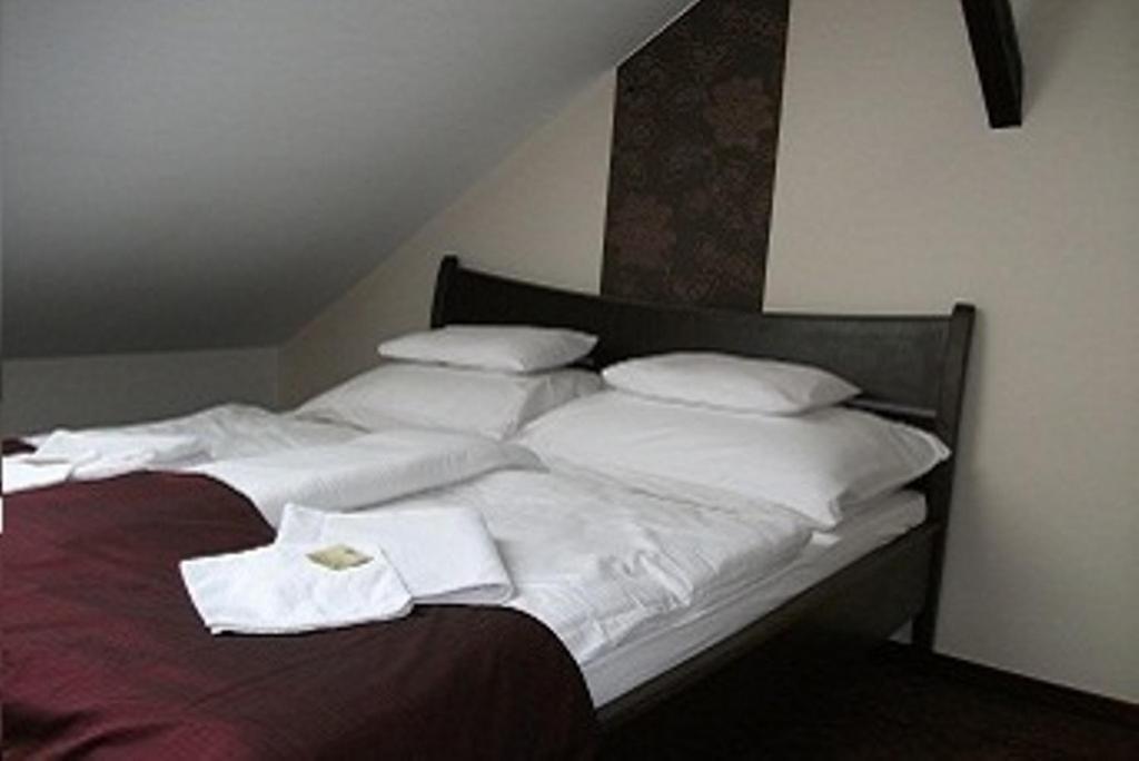 Holdfenyszallas Bed & Breakfast Сегед Екстериор снимка